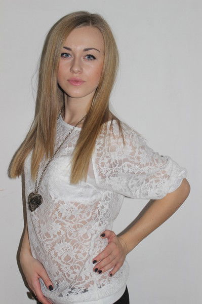 Анна Канцурова