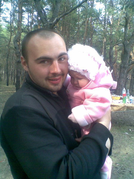 Саша Сухомлинов