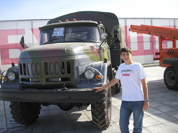 Игорь Андреев