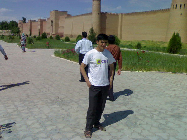 Абуали Файзуллоев