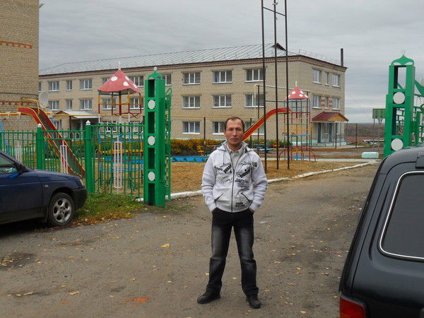 Леонид Гончаров