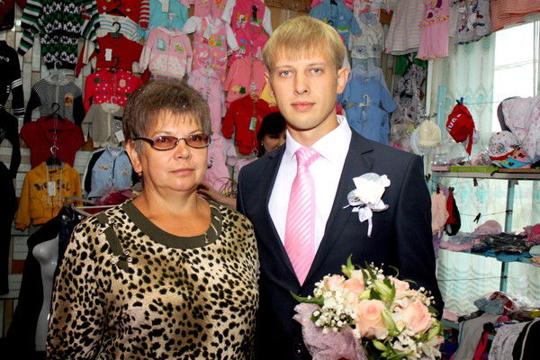 Любовь Момот