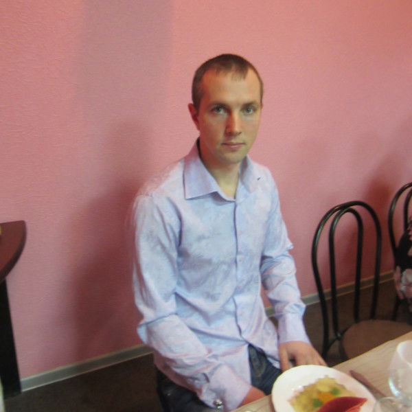 Илья Залётов