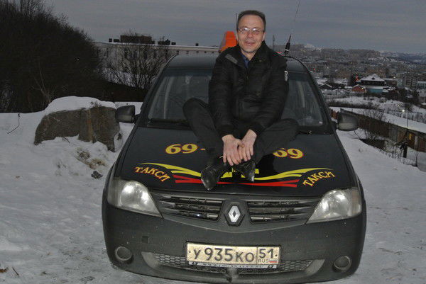 Валерий Петров