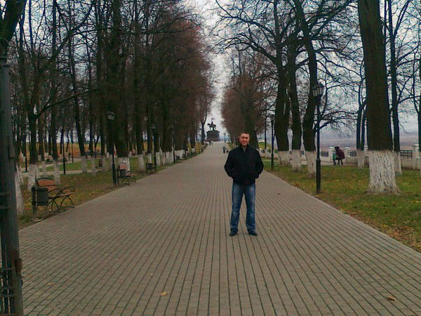 Александр Титов