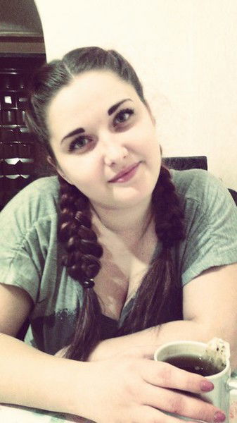 Лена Николаева