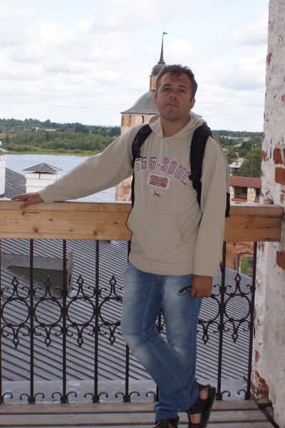 Максим Хорьков