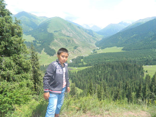 Олжас (_) (*_*)