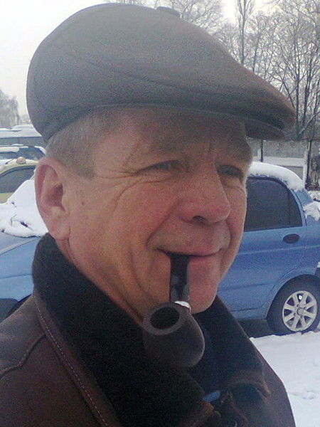 Олег Еценков