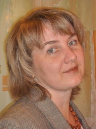 Елена Николаева