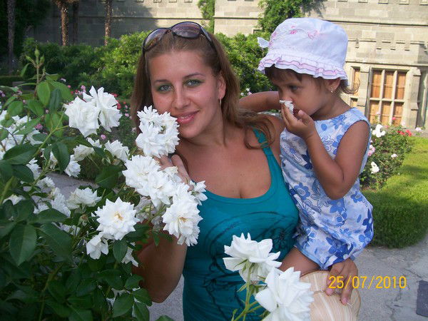 Оля Ткаченко