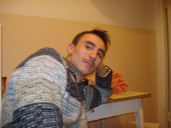 Денис Медведев