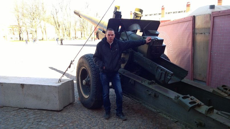 Антон Ушков