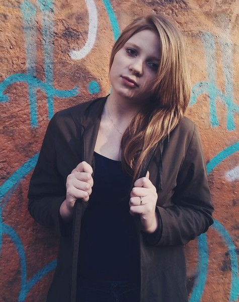 Александра Колесникова