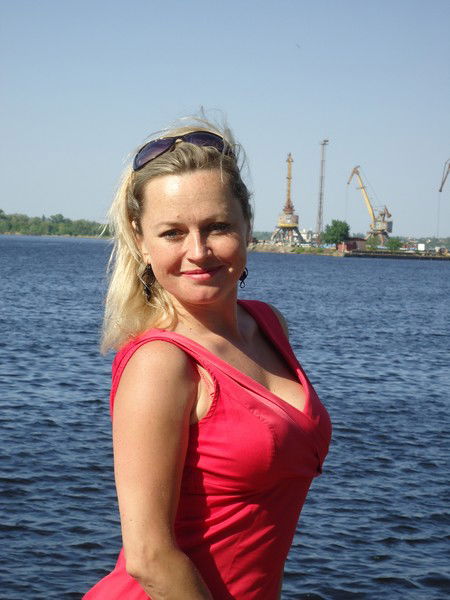 Лена Мищенко