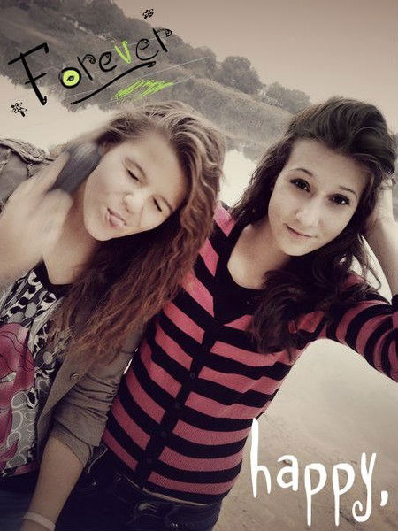 Юля Копанёва