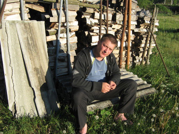 Александр Суров