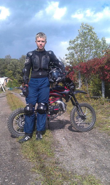 Неизвестно Неизвестно