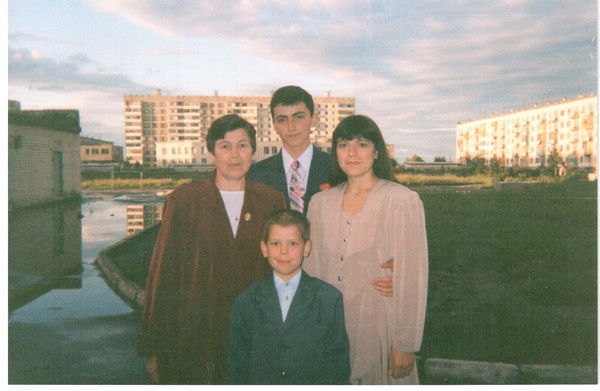 Соня Кутушева