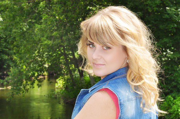 Оля Лебедева