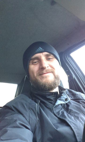 Виктор Белотелов