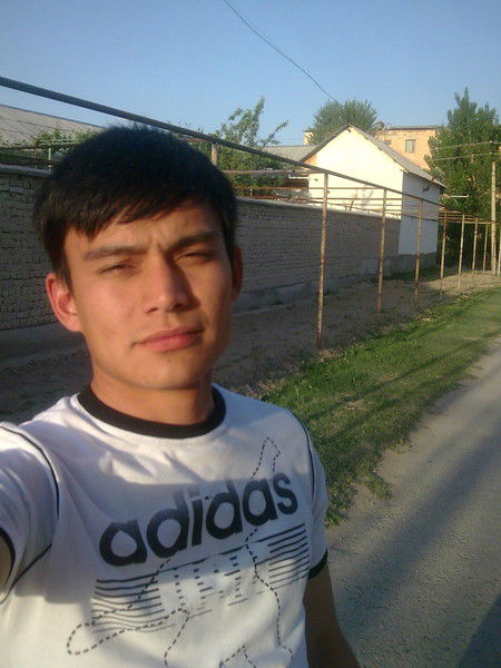 Бахром Тошматов