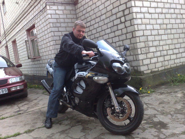 Андрей Юхно