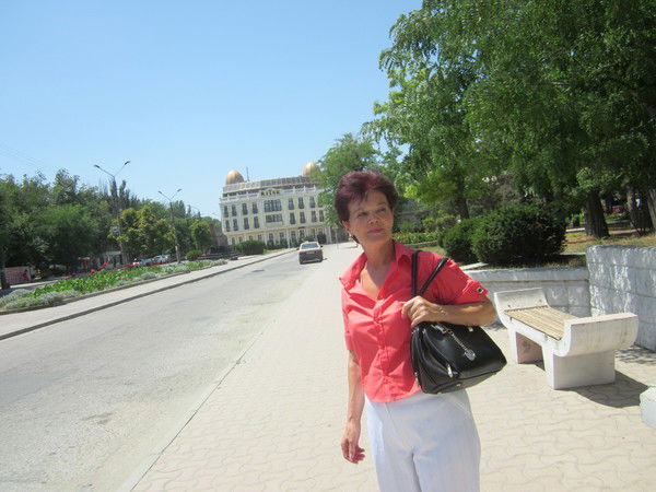 Любовь Холоденко