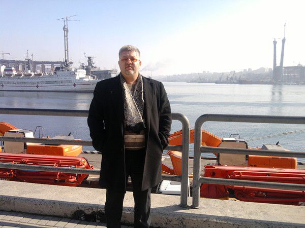 Александр Иванов