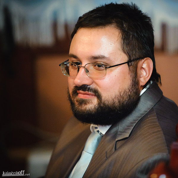 Руслан Косов