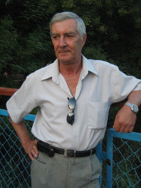 Олег Спивак