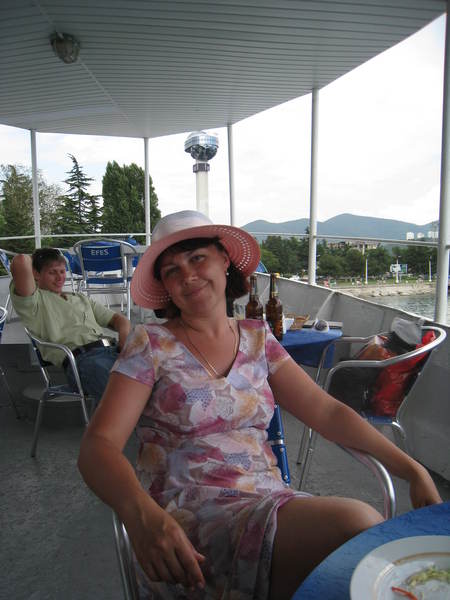 Неизвестно Неизвестно