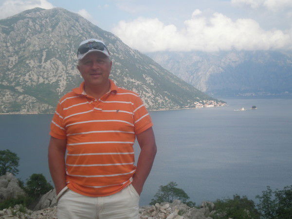 Неизвестно Неизвестно