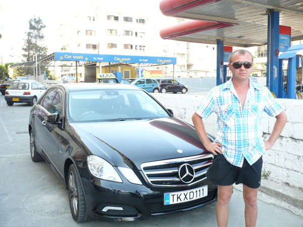 Евгений Антонов