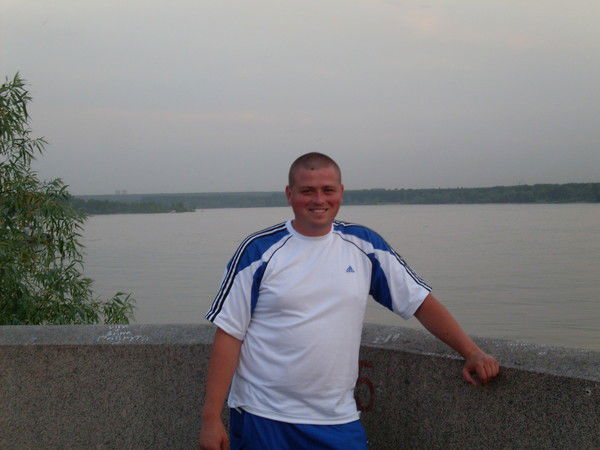 Андрей Антропов