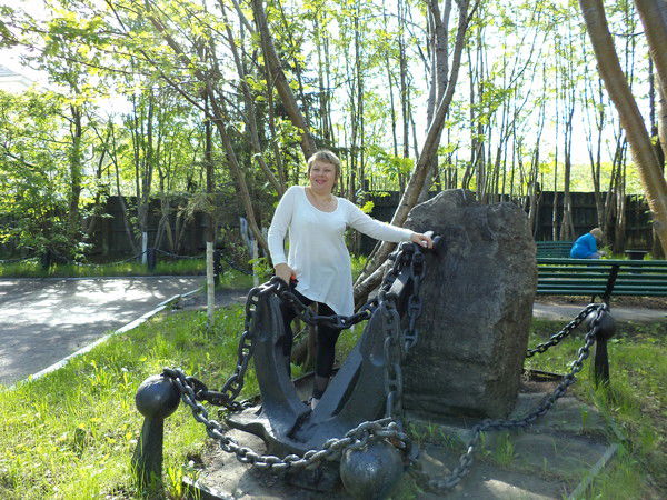 Елена Неведина