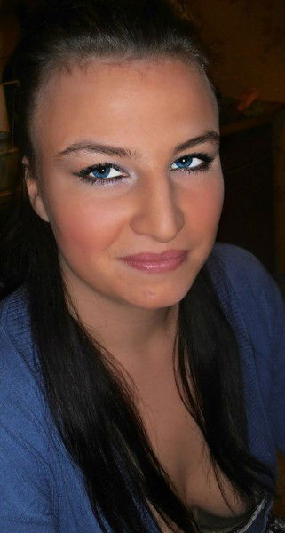 Оля Харитонова