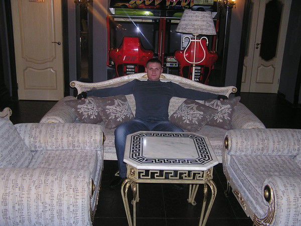 Александр Строгонов