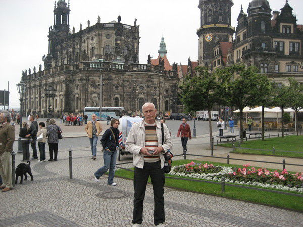 Валерий Айсин