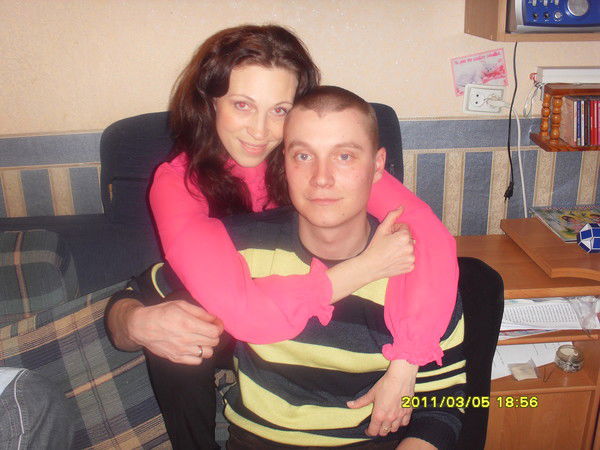 Виктор Петров