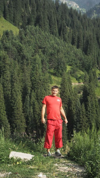 Денис Сурков