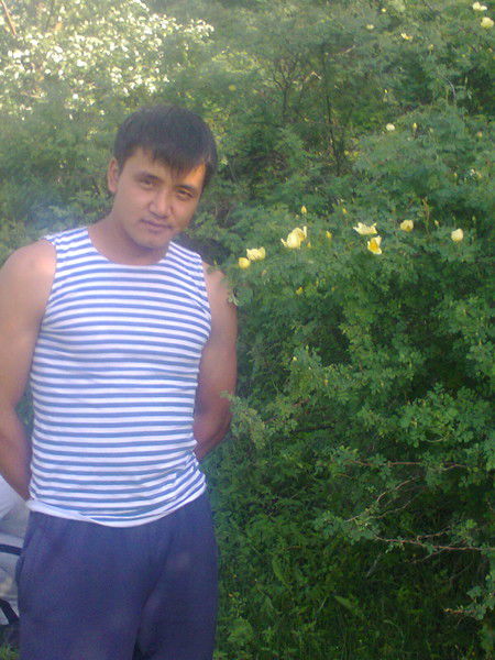 Фархат Разиев