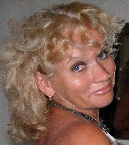 Алиса Холмогорова