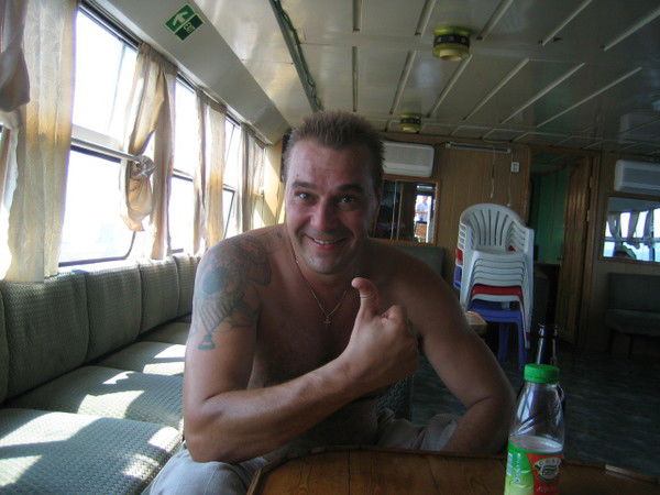 Олег Гуськов