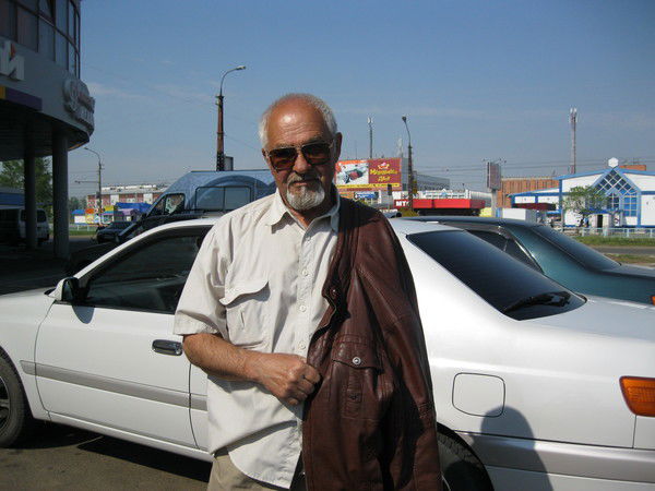 Альберт Алексеевнин