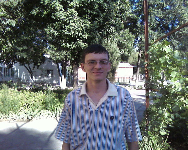 Андрей Макаров