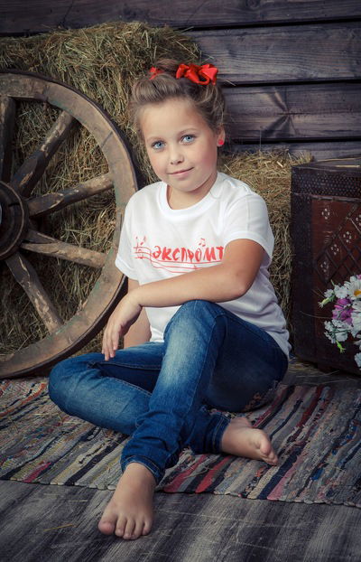 Надя Медова