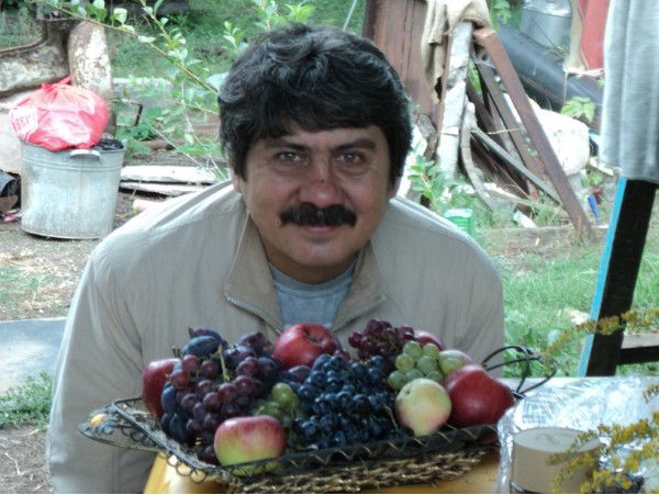 Владислав Петросян