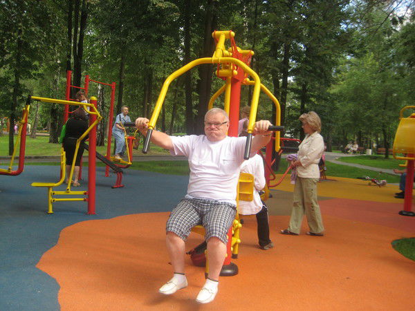 Толян Кравец