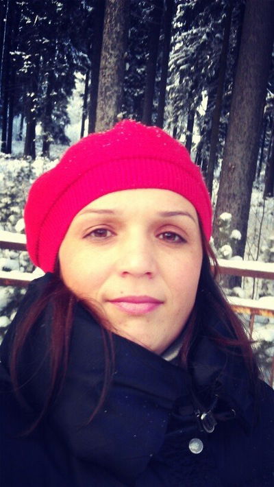 Сторабону Хайруллоева